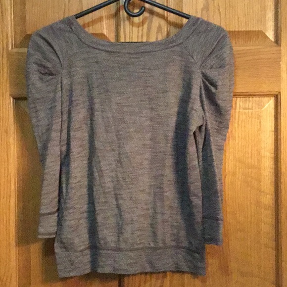 Free people top, 3/4 sleeve, sz XS reposting because it does not fit me 😢 - Picture 5 of 5